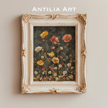 Affiche Vintage Moody Dark Flower Art Floral victorien<br><div class="desc">Cette oeuvre d'art élégante présente un motif floral d'inspiration victorienne vintage, dressé contre un arrière - plan gris foncé. Le design présente une belle variété de fleurs dans des tons chauds et terreux de rouge, jaune et blanc, délicatement arrangés pour créer un contraste saisissant avec le cadre riche et humide....</div>