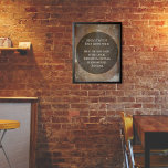 Affiche Votre devis favori Grunge Brown & blanc<br><div class="desc">L'arrière - plan est recouvert d'un graphique grunge rayé, affligé, vintage, dans les tons marron et blanc. Vous êtes les bienvenus pour remplacer mon art numérique par le vôtre, ou même par une photo que vous aimez ! Au-dessus de cela, un grand cercle noir translucide aide votre texte à apparaître...</div>