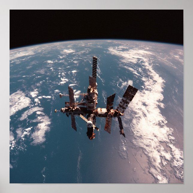 Affiche Vue de la Station spatiale russe Mir de Discovery (Devant)