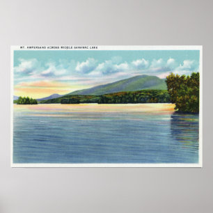 Affiche Vue moyenne de lac Saranac d'esperluète de bâti