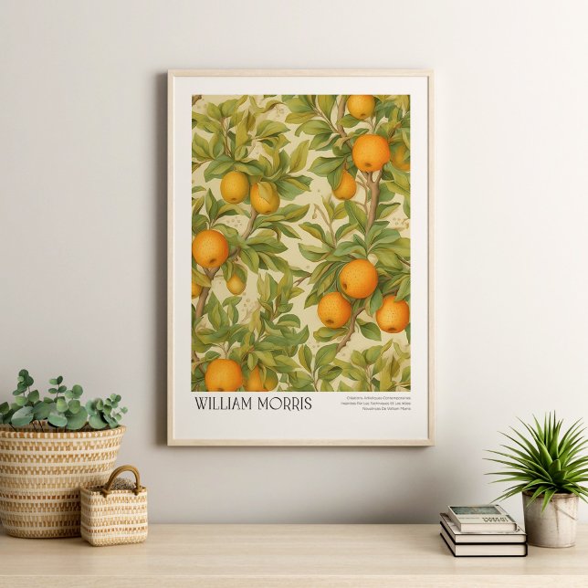 Affiche William Morris Fruits Vintages et Feuilles (William Morris Vintage Fruits and Leaves Poster in a neutral boho livingroom with house plants.)
