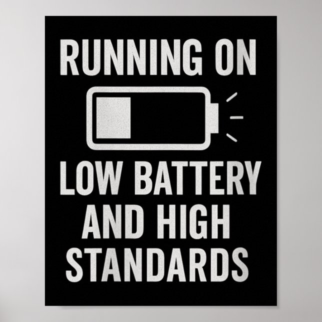 Affiche Womens Running On Low Battery And High Standards F (Devant)