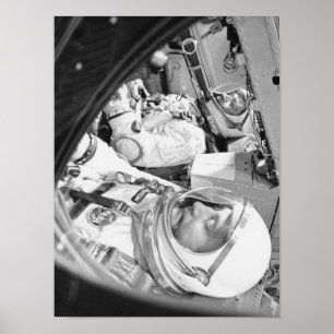 Affiches Astronautes assis à l'intérieur de Gemini 3