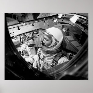 Affiches Astronautes assis à l'intérieur de Gemini 4