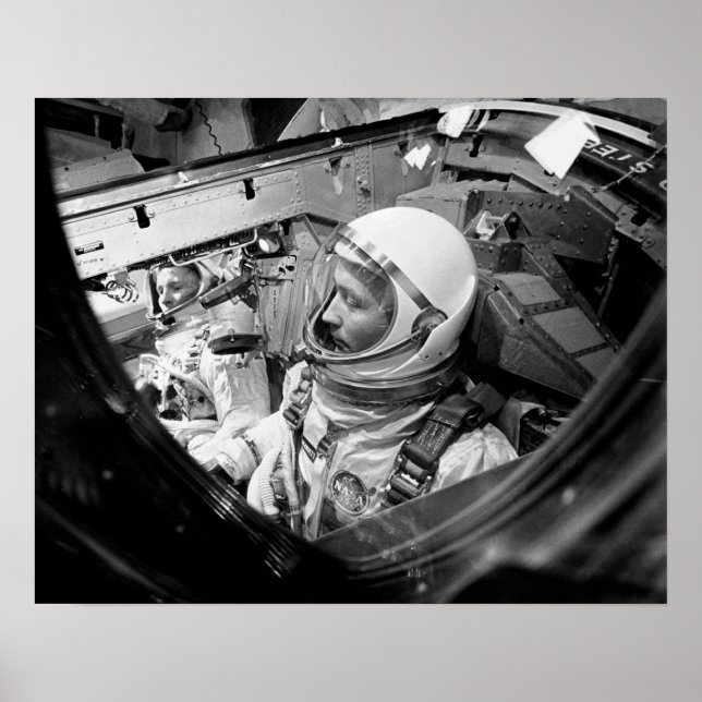 Affiches Astronautes assis à l'intérieur de Gemini 4 (Devant)