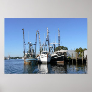 Affiches Attente de bateaux de crevette au dock