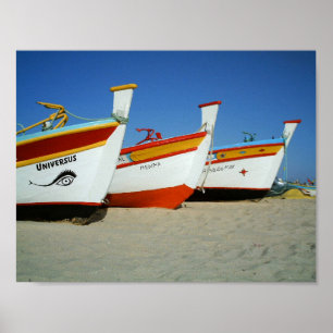 Affiches Bateau de pêcheurs à la plage d'Algarve