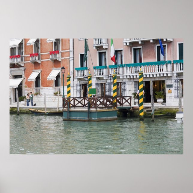 Affiches Bâtiments au bord de l'eau à Venise, Italie (Devant)