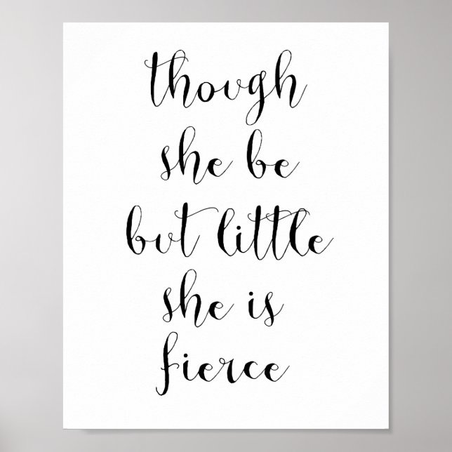 Affiches Bien qu'elle ne soit que petite, elle est féroce (Devant)