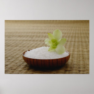 Affiches Bol de riz avec une fleur sur un tapis de tatami