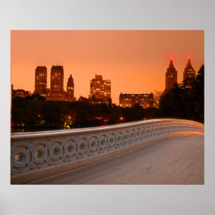Affiches Bow Bridge à Twilight dans Central Park, New York,