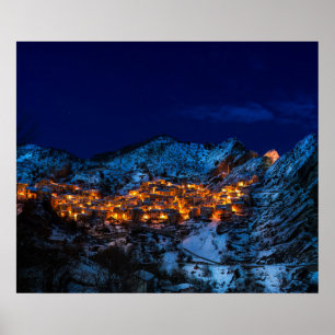 Affiches Castelmezzano, Italie - Nuit hivernale neige