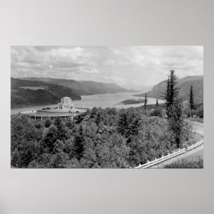 Affiches Chambre de vue et point de couronne sur le fleuve