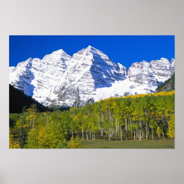 Affiches Clochers de Maroon avec forêt de trembles en autom (Devant)