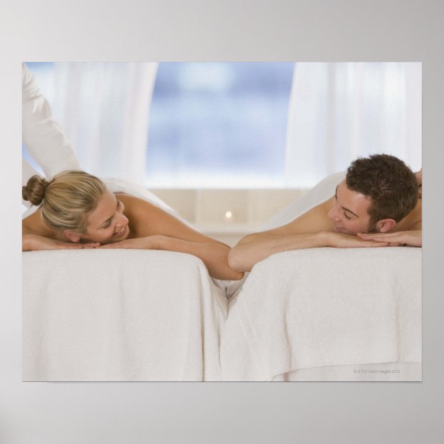 Affiches Couple recevant des massages (Devant)