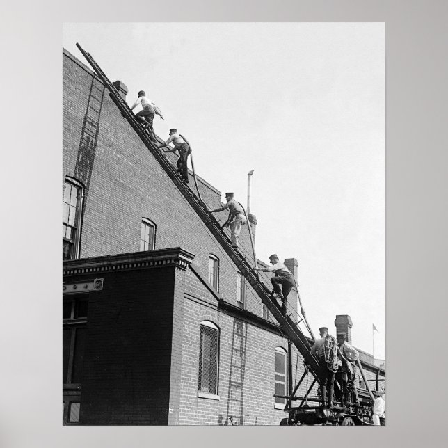 Affiches École de formation des pompiers, 1920. Photo vinta (Devant)