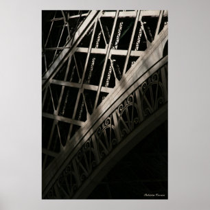 Affiches Eiffel dans l'ombre