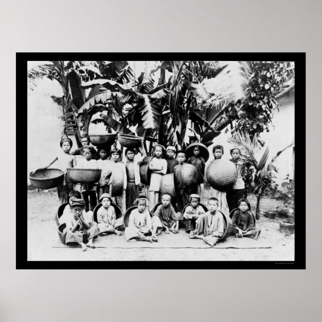 Affiches Enfants à Saigon, Vietnam du Sud 1901 (Devant)