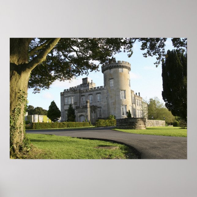 Affiches Entrée latérale du château de Dromoland sans perso (Devant)