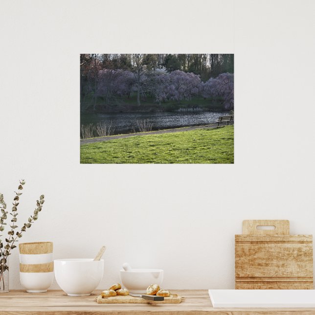 Affiches Étang aux arbres à fleurs roses jolis (Cuisine)