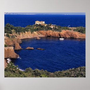 Affiches Europe, France, Theoule-sur-Mer. Un toit en tuiles