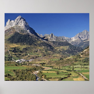 Affiches Europe, Spain, Sallent de Gallego. A small