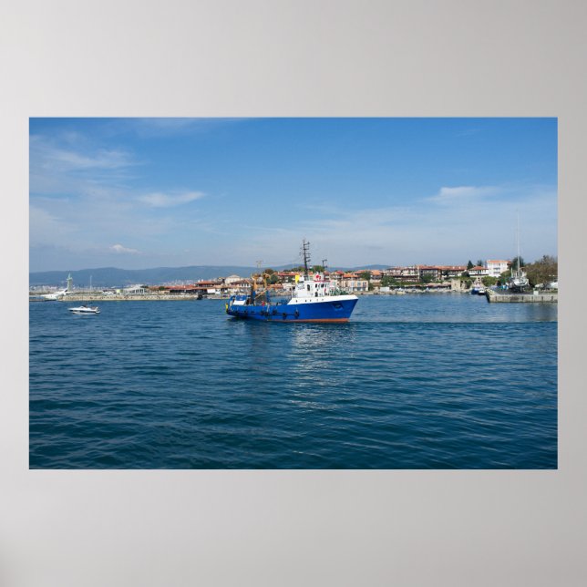 Affiches Fishing boat going to the sea (Devant)