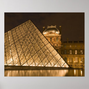 Affiches France, Paris. Le Louvre au crépuscule. Crédit 2