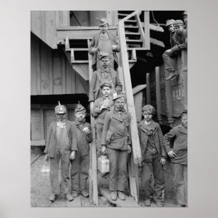 Affiches Garçons casseurs de charbon, 1900. Photo ancienne
