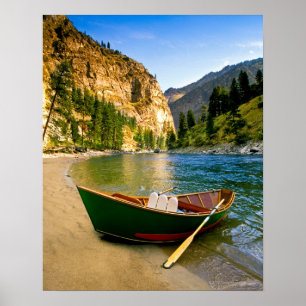 Affiches IDAHO, Bateau de pêche sur une plage de sable