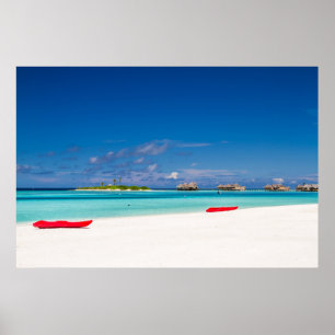 Affiches Île tropicale avec la plage sablonneuse avec des