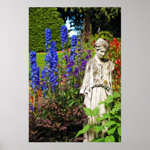 Affiches Jardin de delphinium bleu et statue de déesse grec