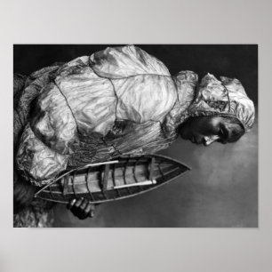 Affiches Kayaker portant une veste imperméable à l'eau avec