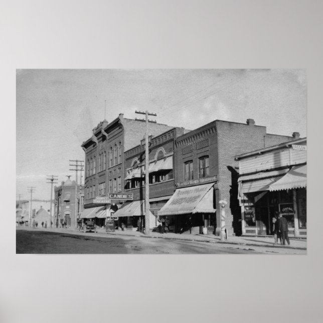 Affiches Klamath Falls, OU Vue sur Main Street (Devant)