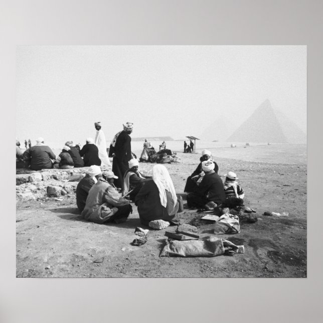 Affiches Le Caire Égypte, jockeys à chameau Pyramides de Gi (Devant)