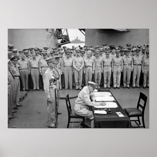 Affiches Le général MacArthur signe la reddition japonaise (Devant)