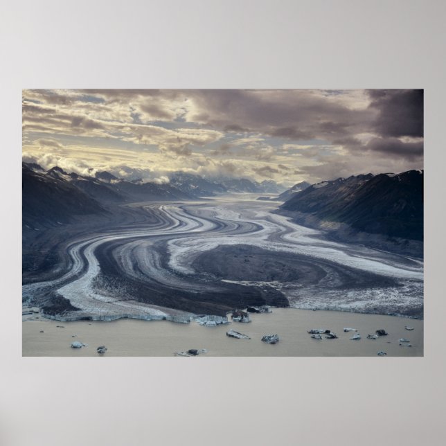 Affiches Le glacier Lowell se jette dans la rivière Alsek d (Devant)