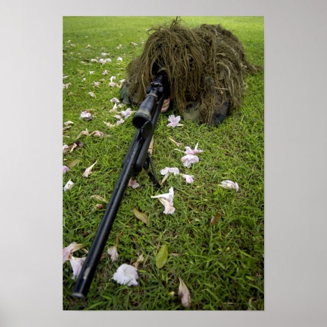 Affiches Le soldat pratique des tactiques de sniper (Devant)