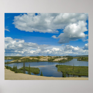 Affiches Les nuages de Cumulus flottent au-dessus des lacs,