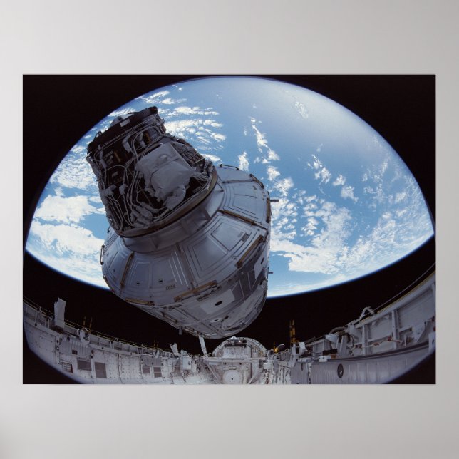 Affiches Lifting Unity Module from Shuttle Endeavour (Devant)