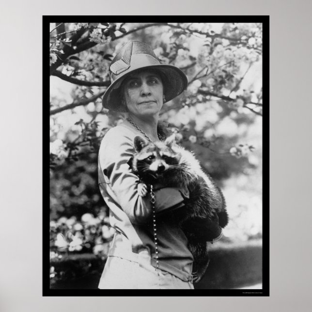 Affiches Mme Calvin Coolidge avec son Raccoon 1923 (Devant)