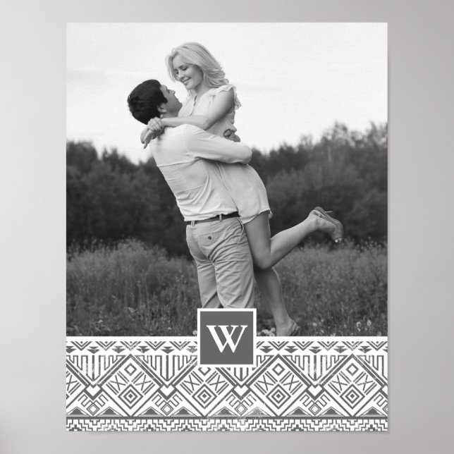 Affiches Motif Aztèque gris | Photo avec Monogramme (Devant)