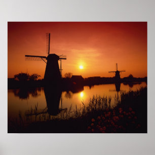 Affiches Moulins à vent au coucher du soleil, Kinderdijk, P