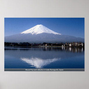 Affiches Mount Fuji and reflection in Lake Kawaguchi, Japan
