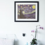 Affiches Nuit étoilée par Vincent van Gogh, Art Vintage<br><div class="desc">Starry Night (1889) de Vincent van Gogh est un post impressionnisme vintage de peinture de paysage d'art. Vue sur une ville dans une vallée la nuit avec les nuages tourbillonnants, les étoiles brillant et une belle lune jaune dorée croissant. Il a été peint pendant la journée de mémoire et est...</div>
