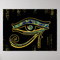 OEil égyptien de Horus sur les hiéroglyphes et le