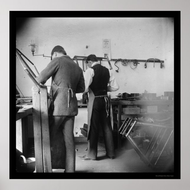 Affiches Orville Wright dans le magasin de vélos Wright 189 (Devant)