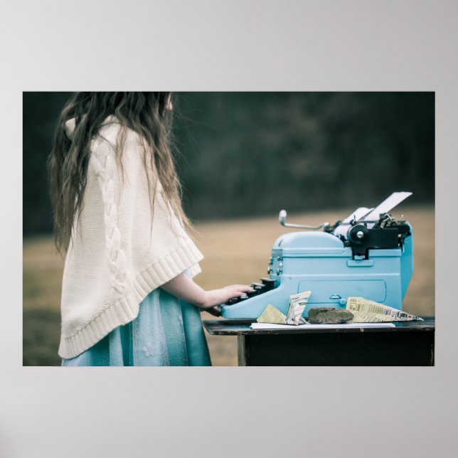 Affiches Petite fille écrire une histoire (Devant)