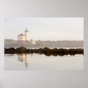 Affiches Phare de la rivière Coquille dans le brouillard du