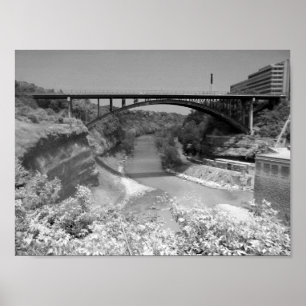 Affiches Pont au-dessus de photographie de gorge de rivière